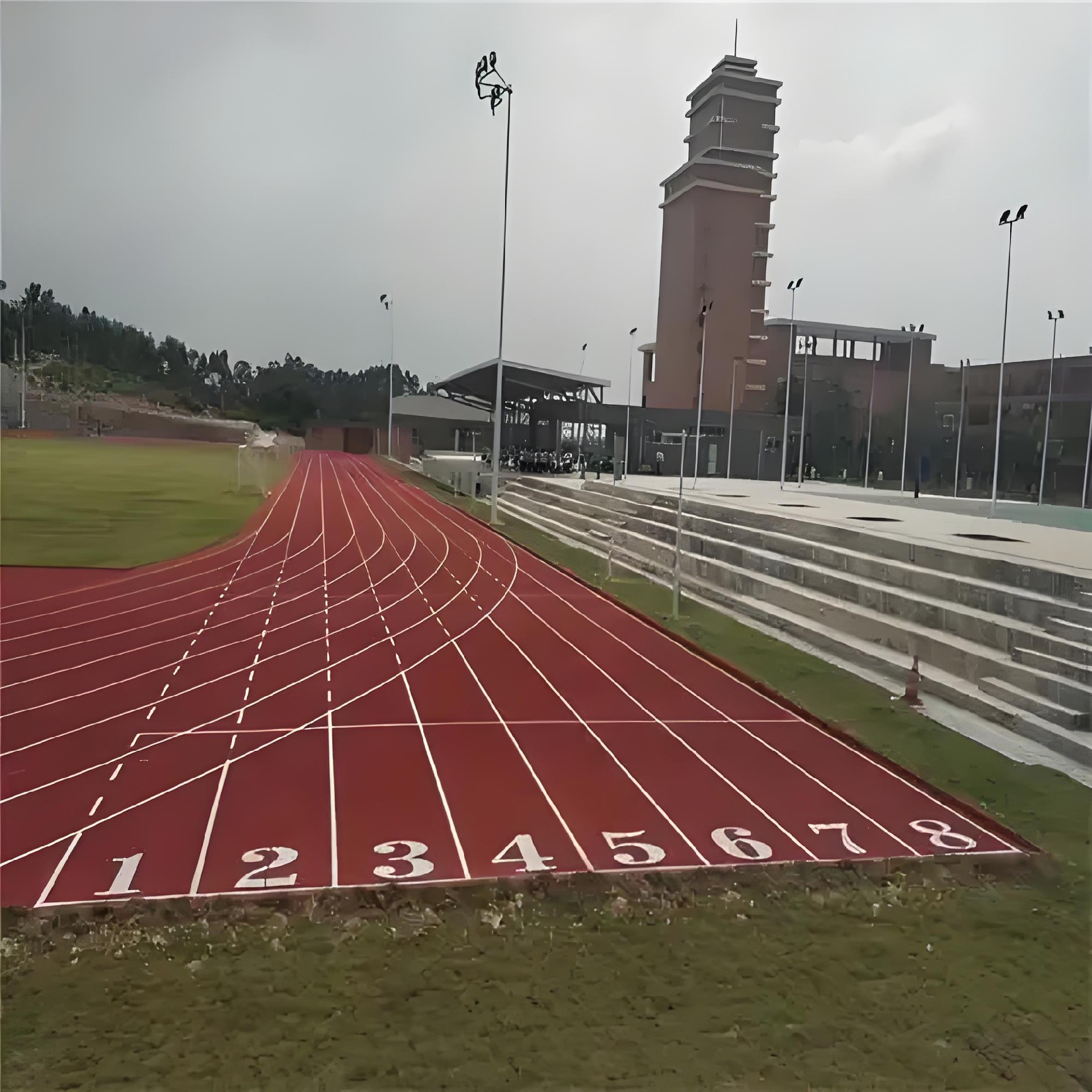 透氣型跑道施工