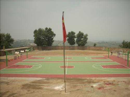 余姚球場(chǎng)地面材料硅pu特點(diǎn)